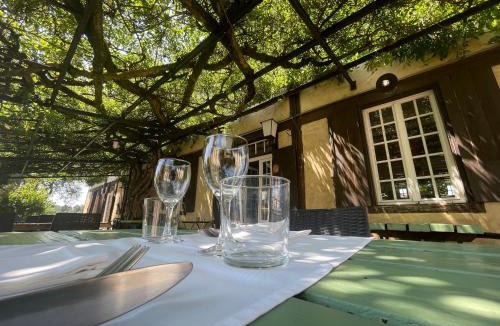 Lesperon Hotel | Hôtel et RESTAURANT traditionnel L' Escalandes