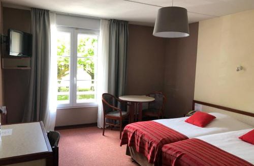 Bourbonne-les-Bains Hotel | Hôtel et Studios d'Orfeuil