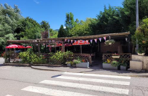 Les Omergues Hotel | Hôtel Etape