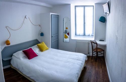 Saint-Bertrand-de-Comminges Hotel | Hôtel Candide