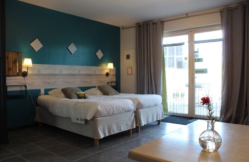 Cajarc Hotel | Hôtel-Gîte La Peyrade