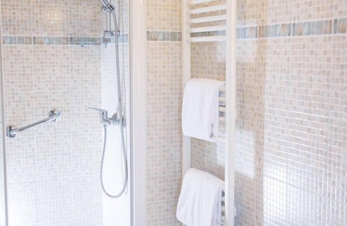 Aix-les-Bains City Center Hotel | Hôtel Gallia