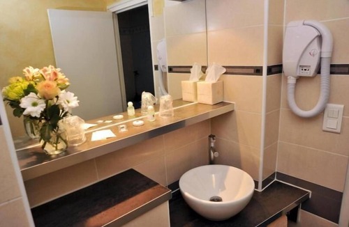 Lons-le-Saunier Hotel | Hôtel Gambetta