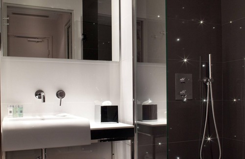 Quartier Sainte-Avoye Hotel | Hôtel Georgette