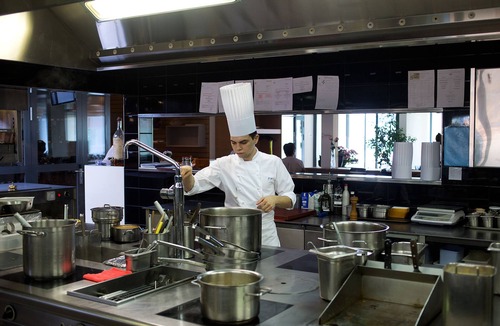 Gland Hotel | Hôtel Glanis