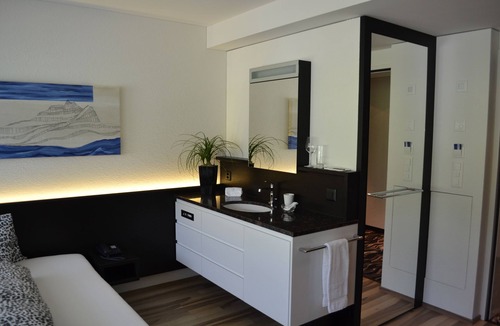 Gland Hotel | Hôtel Glanis