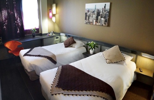 Zola - Pressense Hotel | Hôtel Gratte-Ciel Ariana