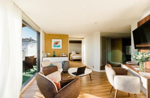 Juan-les-Pins Hotel | Hôtel Hélios