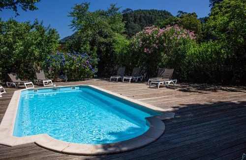 Vals-les-Bains Hotel | Hôtel Helvie