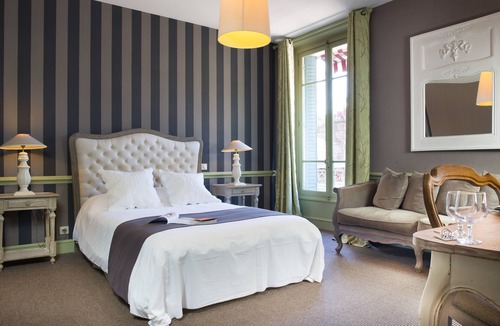 Vals-les-Bains Hotel | Hôtel Helvie