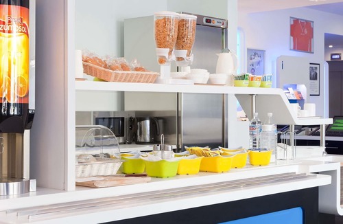 Coueron Hotel | Hôtel Ibis Budget Nantes Ouest Atlantis Couëron