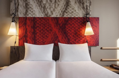 Fontaine-Notre-Dame Hotel | Hôtel ibis Cambrai