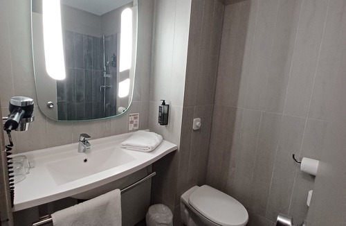 Purpan Hotel | Hôtel Ibis Toulouse Purpan