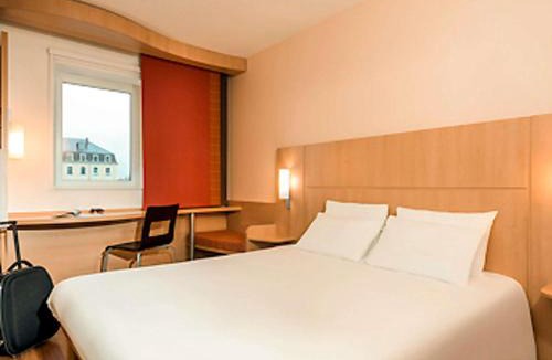 Vitre Hotel | Hôtel Ibis Vitré Centre Ville