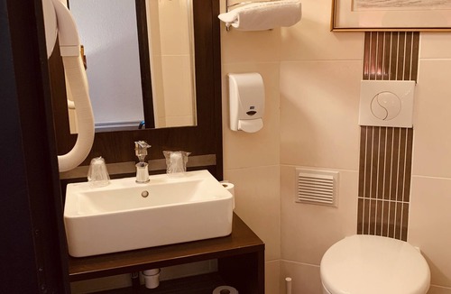 Marsannay-la-Cote Hotel | Hôtel Inn Design Dijon Sud