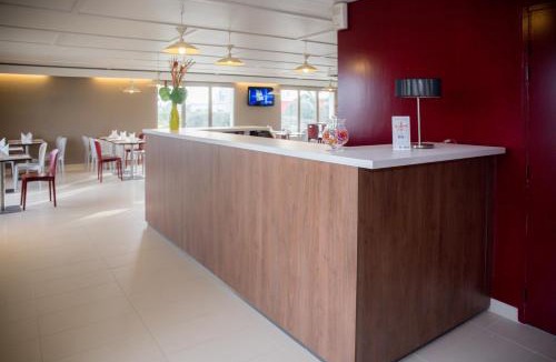 Laval Hotel | Hôtel Inn Design Laval