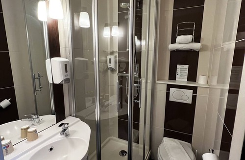 Langres Hotel | Hôtel Inn Design & Restaurant Langres