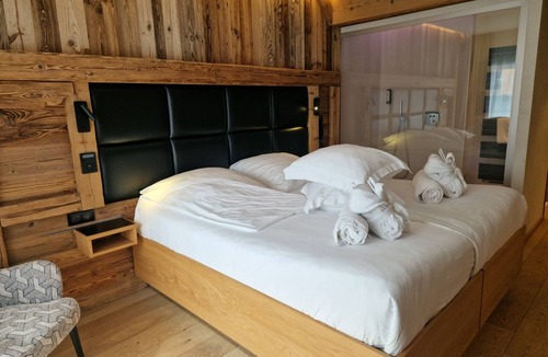 Xonrupt-Longemer Hotel | Hôtel Interlaken Lounge Bar & SPA
