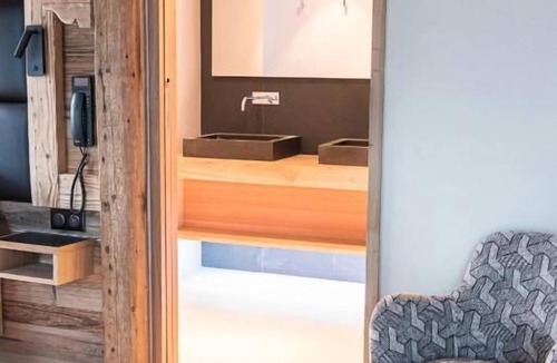 Xonrupt-Longemer Hotel | Hôtel Interlaken Lounge Bar & SPA