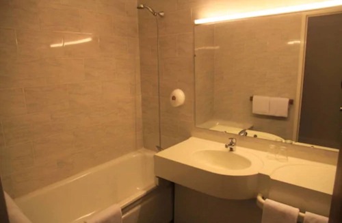 Pineto Hotel | Hôtel Isola