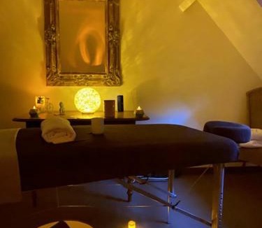 Saint-Riquier Hotel | HÔTEL JEAN DE BRUGES