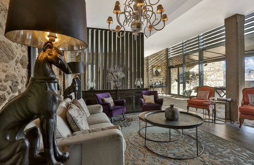 Uzerche Hotel | Hôtel Joyet de Maubec