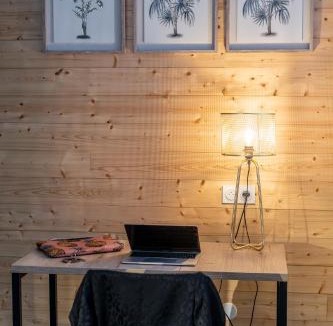 Saint-Paul-les-Romans Hotel | Hôtel Karène