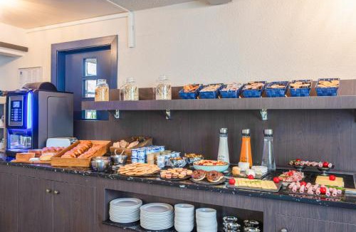 Saint-Aubin-sur-Scie Hotel | Hôtel Kyriad Dieppe
