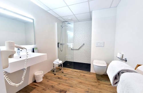 La Rochelle Hotel | Hôtel Kyriad La Rochelle Centre Ville