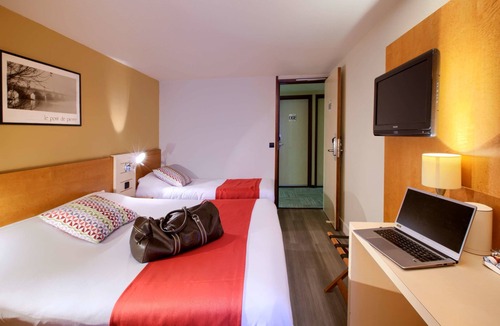 Arveyres Hotel | Hôtel Kyriad Libourne - Saint Emilion