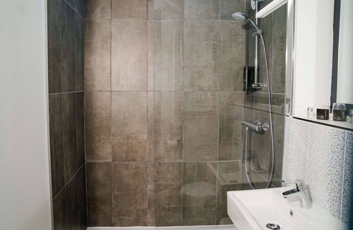 Roncq Hotel | Hôtel Kyriad Lille Nord - Roncq