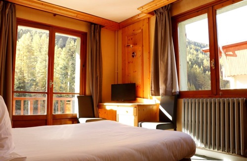 Val Cenis Hotel | Hôtel l'Alpazur