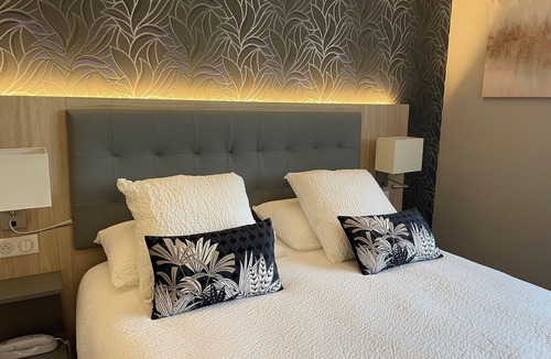 Morlaas Hotel | Hôtel l'Amandier