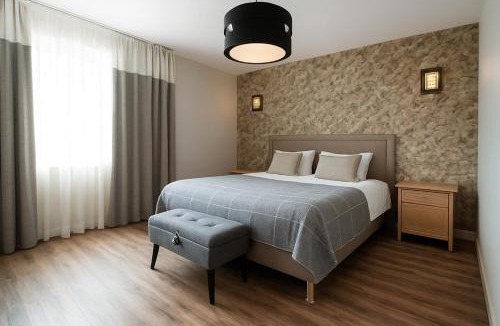 Bellignat Hotel | Hôtel L'ange de la vallée