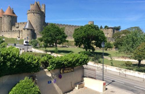 Carcassonne Hotel | Hôtel l'Aragon à 50m de la cité de Carcassonne