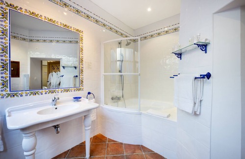 Grignan Hotel | Hôtel L'instant Sévigné