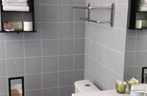 Naves Hotel | Hôtel l'Oustal