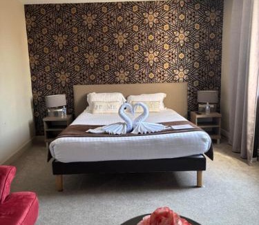 Chatellerault Hotel | Hôtel L'Univers