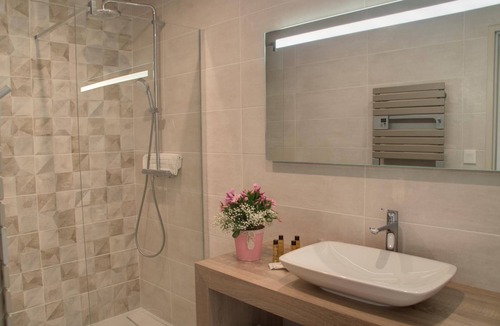 Vagnas Hotel | Hôtel La Bastide d'Iris