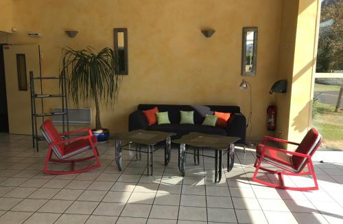 Massiac Hotel | Hôtel La Colombiere Cantal