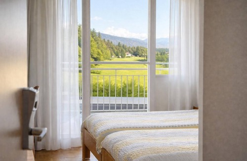 Malvilliers Hotel | Hôtel La Croisée Neuchâtel