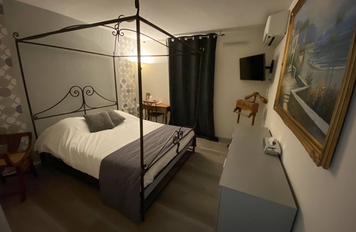 Chesnes Hotel | Hôtel La Roselière