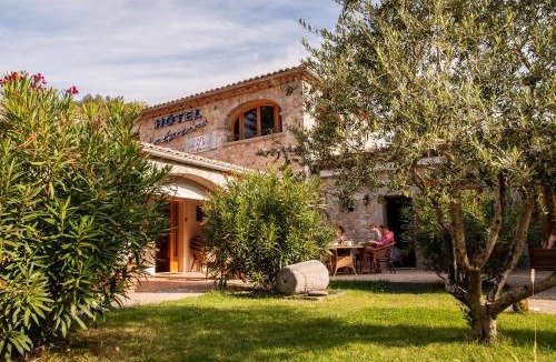 Labeaume Hotel | Hôtel La Garenne