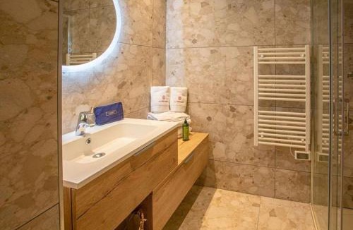 Cavaliere Hotel | Hôtel La Ménado