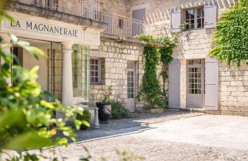 Villeneuve-les-Avignon Hotel | Hôtel La Magnaneraie