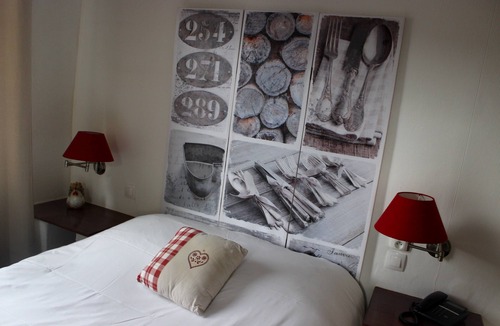 Barr Hotel | Hôtel La Maison Rouge