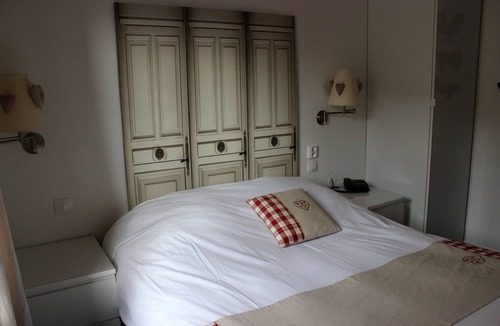 Barr Hotel | Hôtel La Maison Rouge