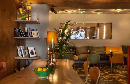 Quartier de la Folie-Mericourt Hotel | Hôtel La Nouvelle République & Hammam