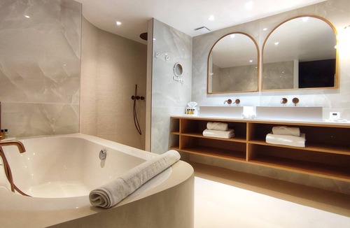 La Grande-Motte Hotel | Hôtel La Plage, La Grande-Motte