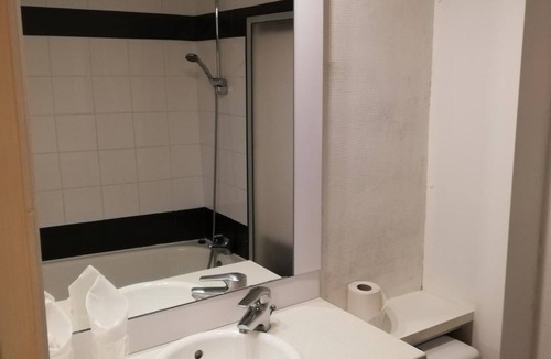 Louhans Hotel | Hôtel la Poularde